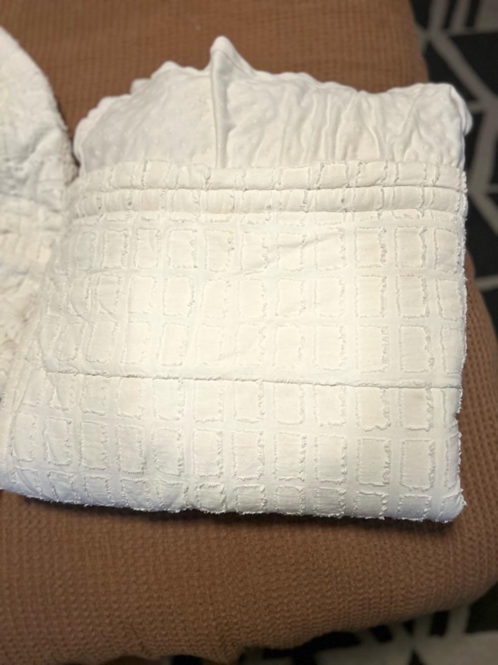 Beddy's LuxeLine Cream of the Crop Quilted Comforter - Cream - Picture 5 of 10